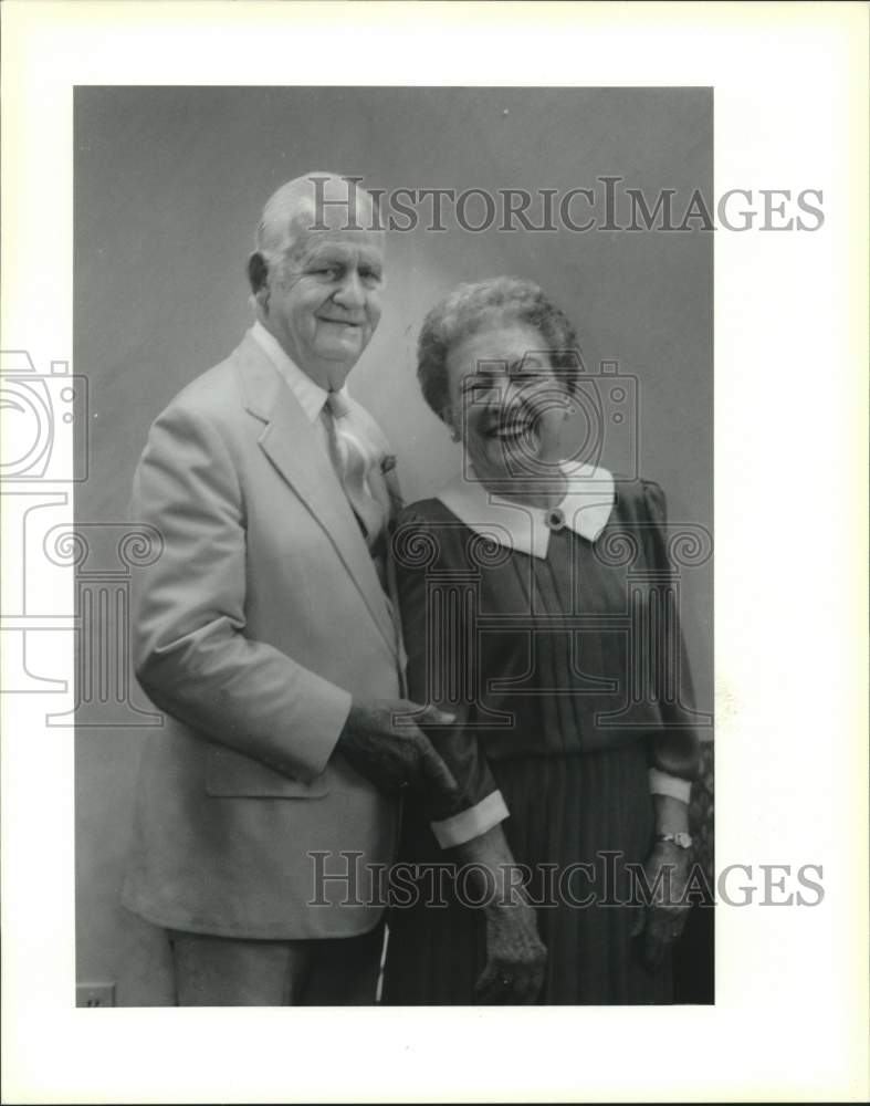 1995 Press Photo Helen and Albert Jung attend event - Historic Images