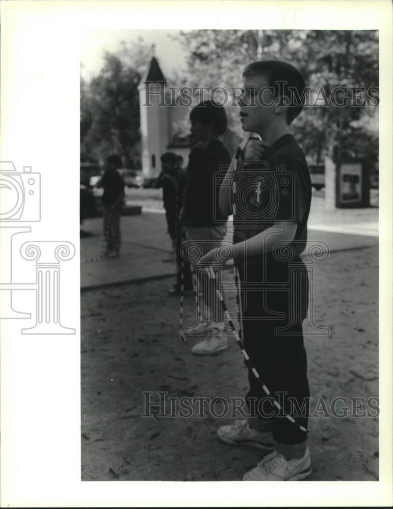 1990 Press Photo Christ Episcopal student Dennis Stewart at Jump Rope event - Historic Images