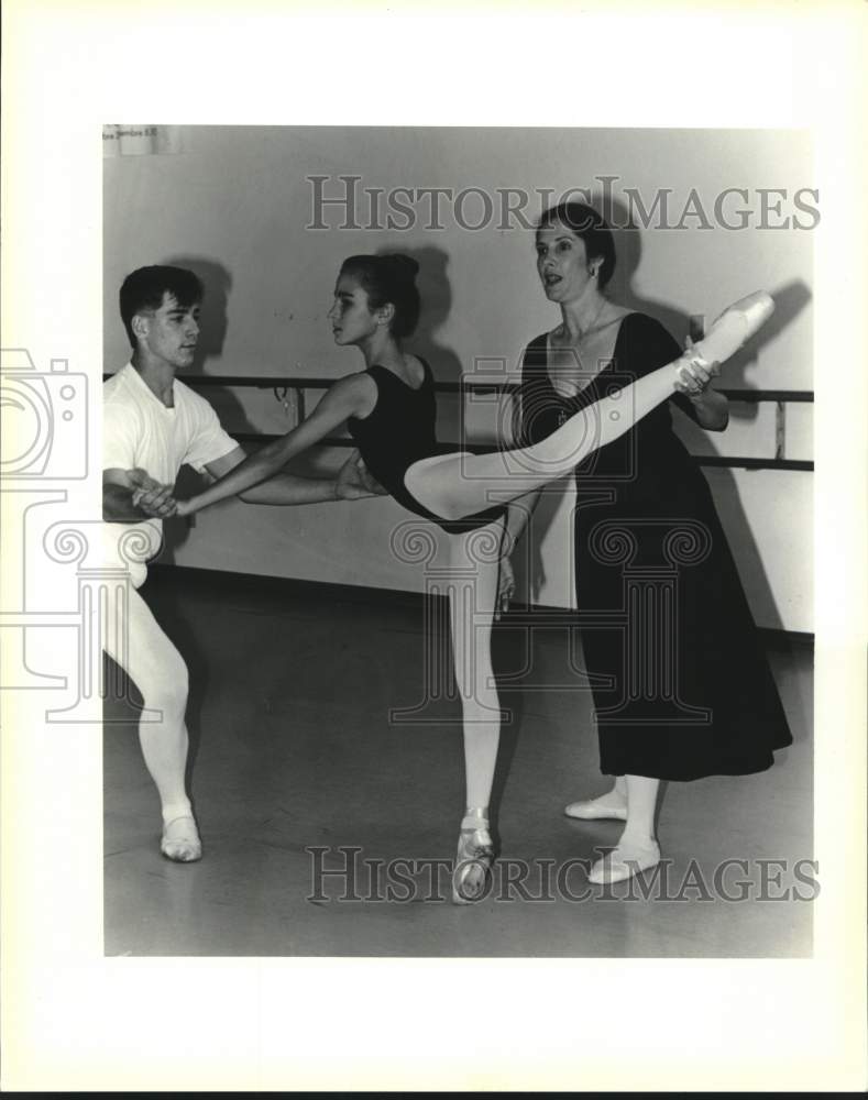 1989 Press Photo Jefferson Ballet members rehearse for &quot;Pas de Joie&quot; - Historic Images