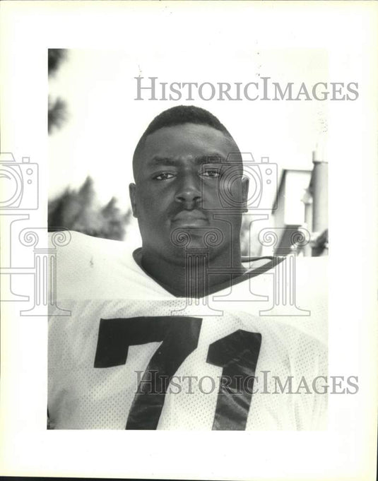 1992 Press Photo Football player Earl Jones. - Historic Images