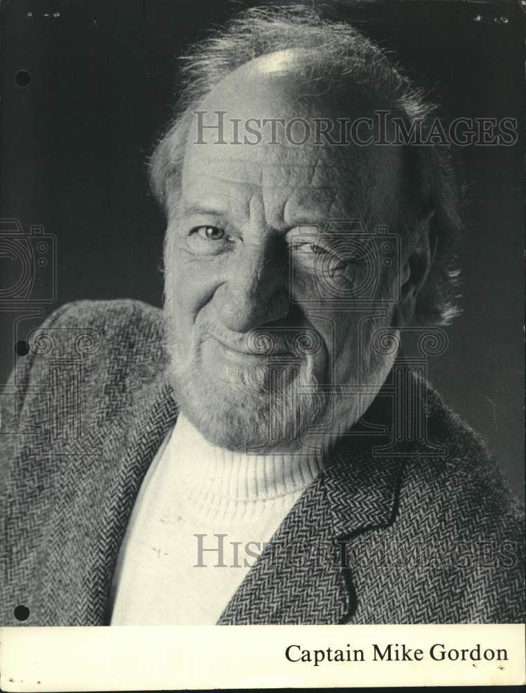 1988 Captain Mike Gordon, Actor - Historic Images