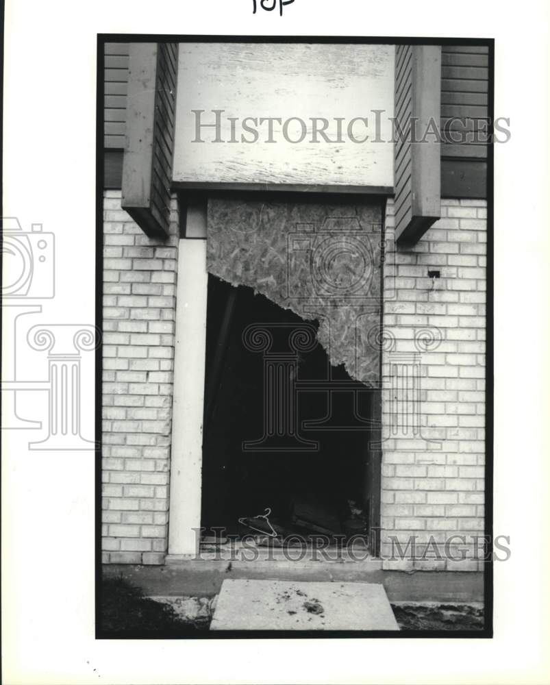 1991 Press Photo Ransacked apartments owned by Congressman William Jefferson - Historic Images