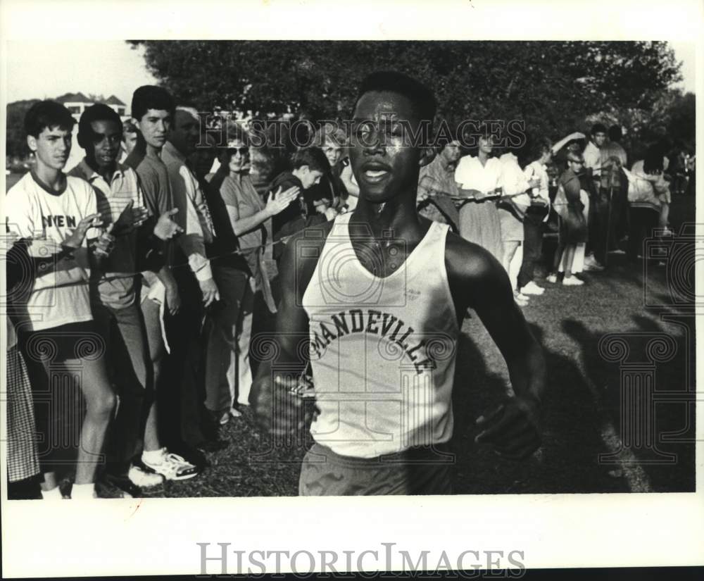 1987 Press Photo Charles Jones wins the 1st Metro Cross Country Championships - Historic Images