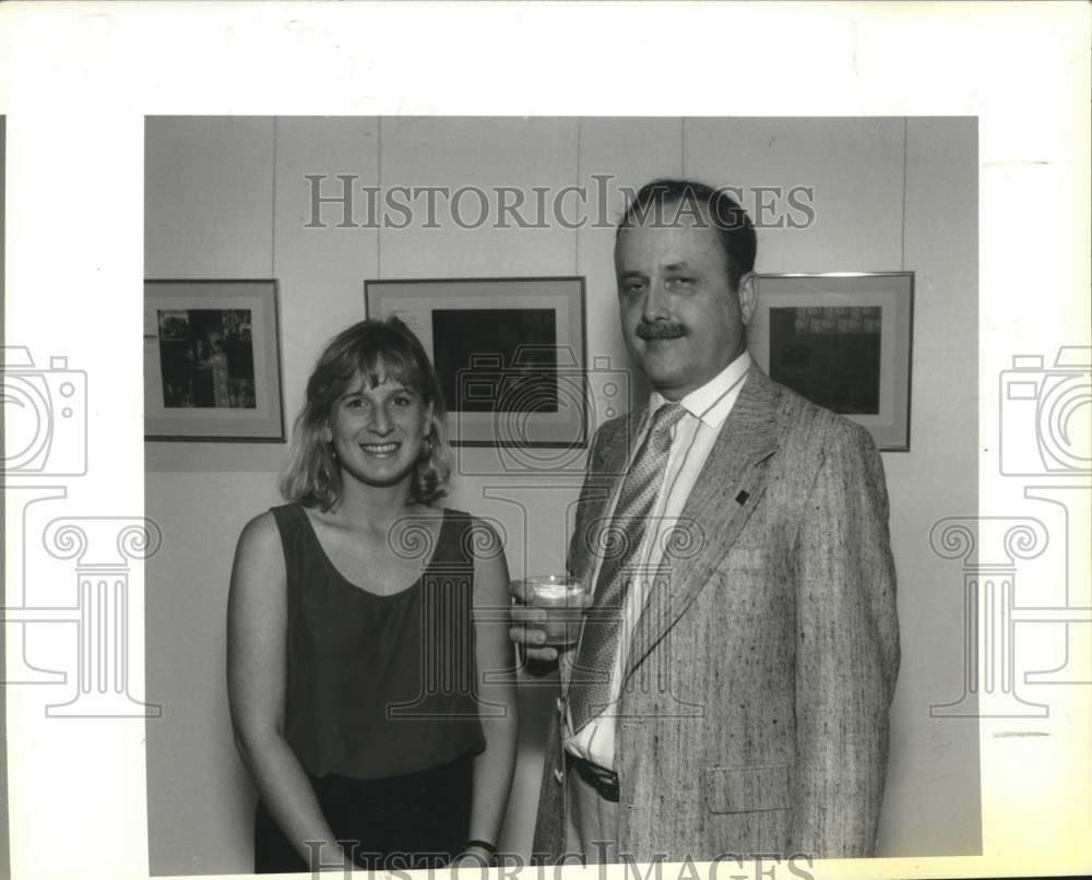 1991 Press Photo C.A.C. Patron Party - Trish Niemeck and Howard Jones - Historic Images