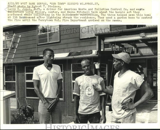 1987 Press Photo Three heroes who helped save this house after lightning struck. - Historic Images