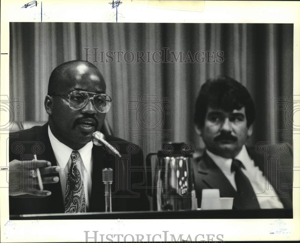 1992 Press Photo Donald Jones and Dewey Spies, Jefferson Parish School Board - Historic Images