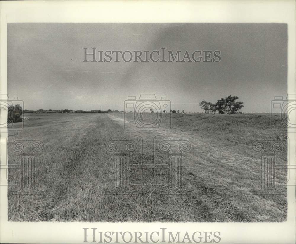 1976 Press Photo Site of future Jefferson Parish Linear Park along Lake Front - Historic Images