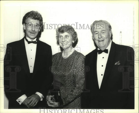 1993 Press Photo Randy New, Gloria & Lester Kabacoff- Loyola Benefactor's Dinner - Historic Images
