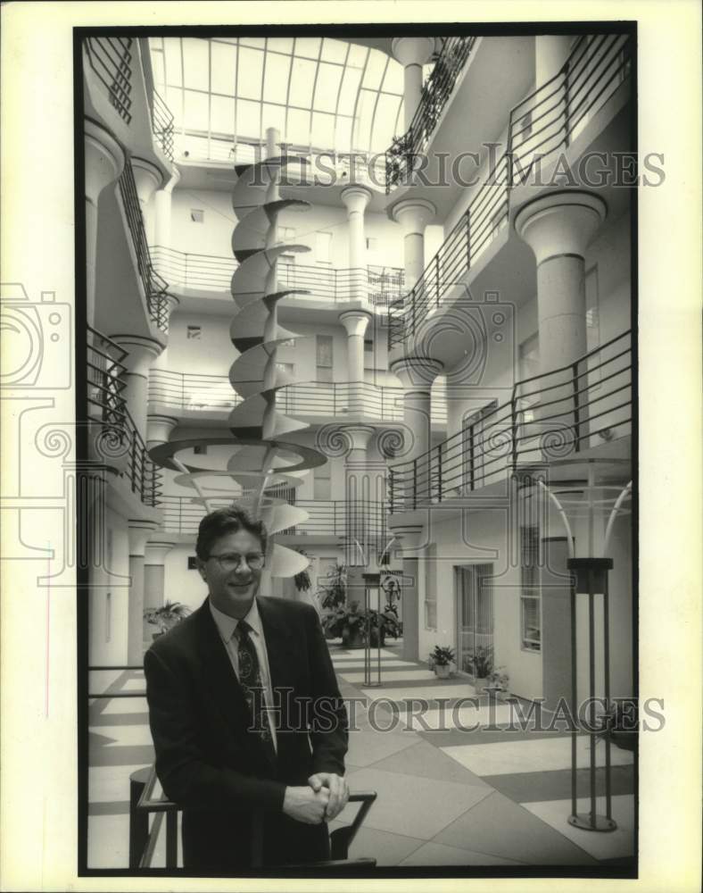 1994 Press Photo Pres Kabacoff, Real estate developer-Woodward Wight Apartments - Historic Images