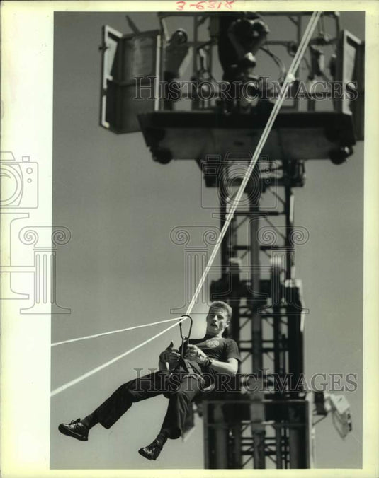 1988 Press Photo Jefferson Parish Fireman Herbert Sclaudecker- "Slide For Life" - Historic Images