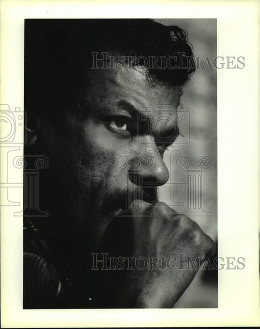 1990 Press Photo Reverend Glenn Jeanmarie, Renounces the catholic church - Historic Images