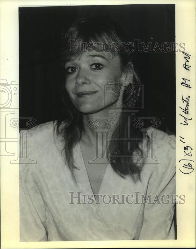 1990 Press Photo Marilou &#39;Bunny&#39; Hunter, wife of newsman Ron Hunter- Suicide - Historic Images