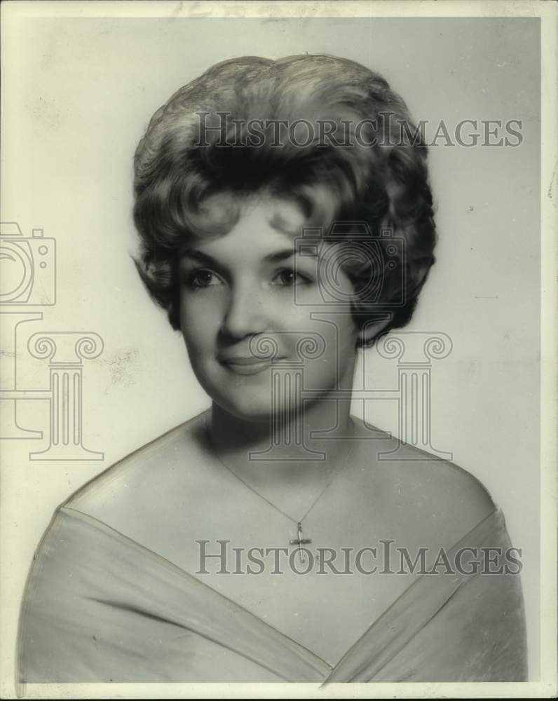 1962 Miss Adele Barbara Holbrook, Maid Krewe of Athenians - Historic Images