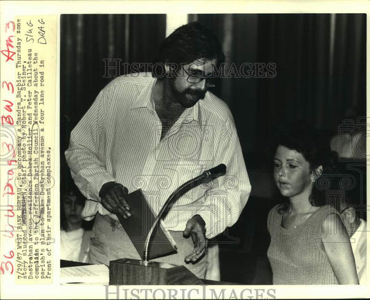 1987 Press Photo Debra Hollier & Peter Cailleteau at Jefferson Parish Council - Historic Images