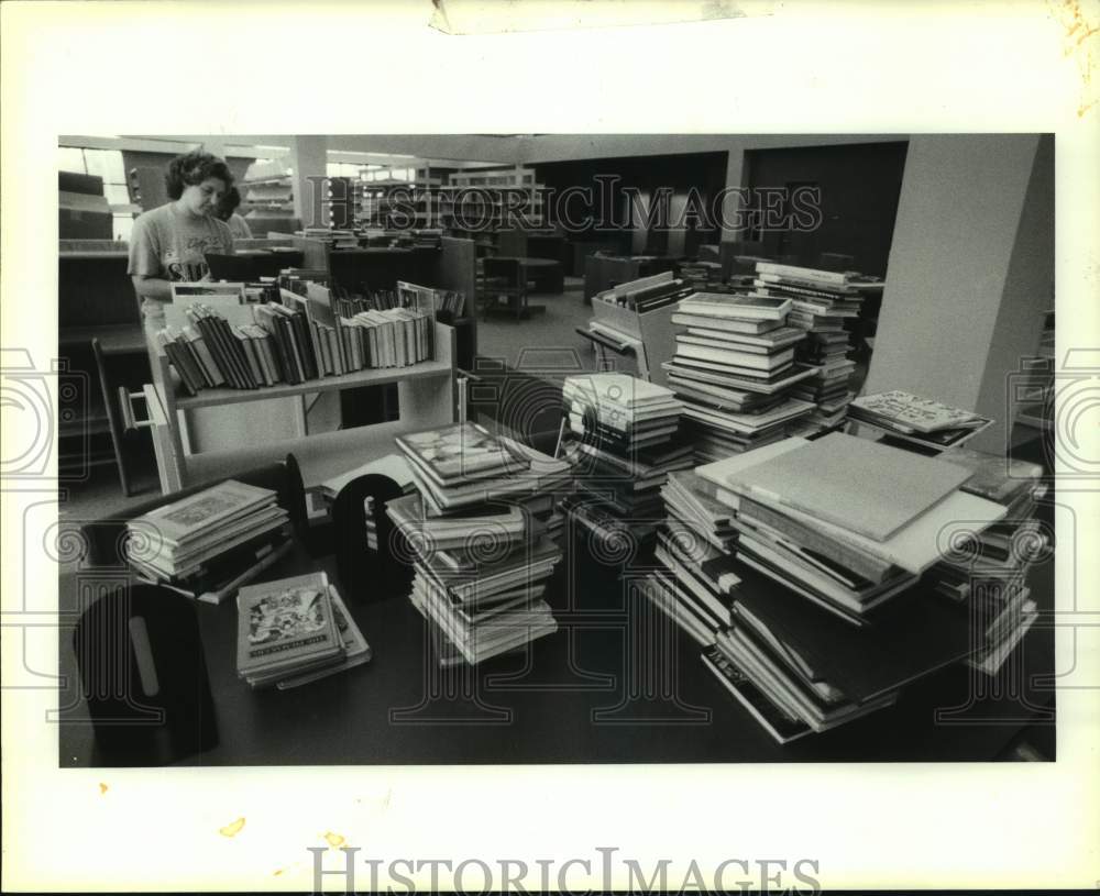 1990 Press Photo Page Kathy Hawkins-Jefferson Parish West Bank Regional Library-Historic Images