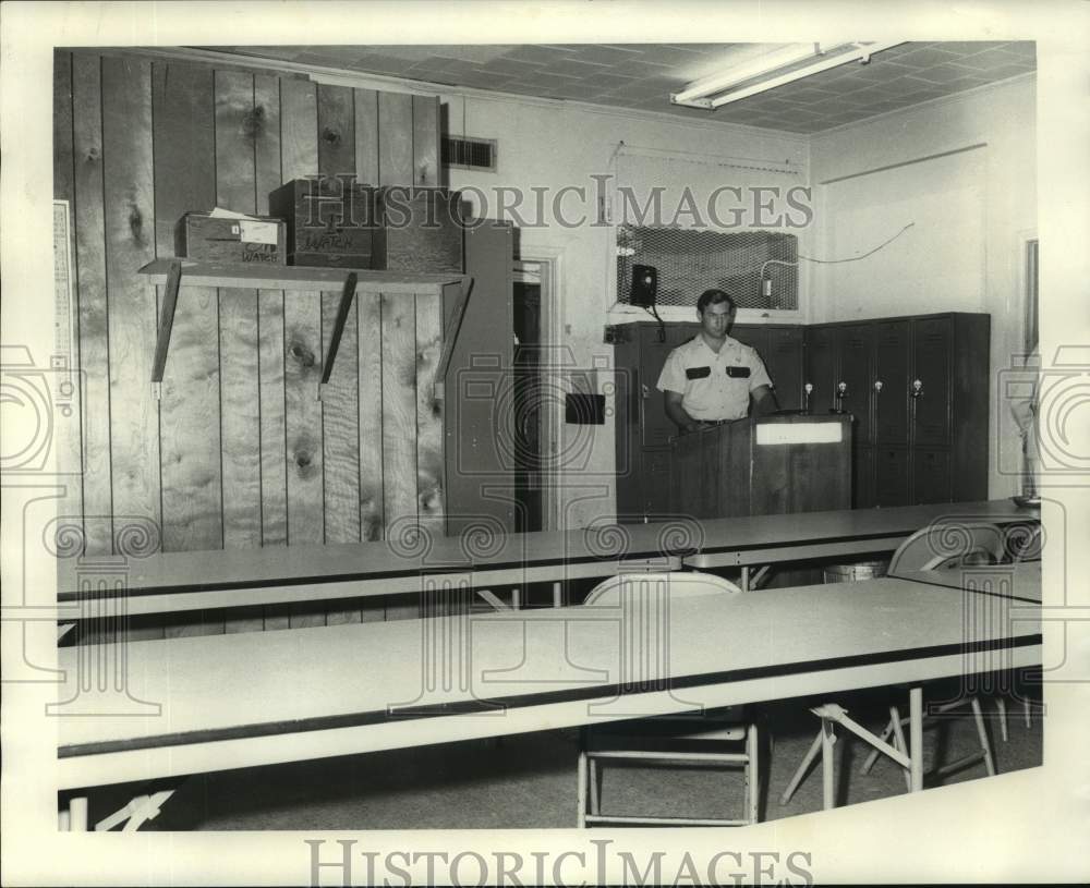 1978 Officer at the East Bank Roll Call Room - Historic Images