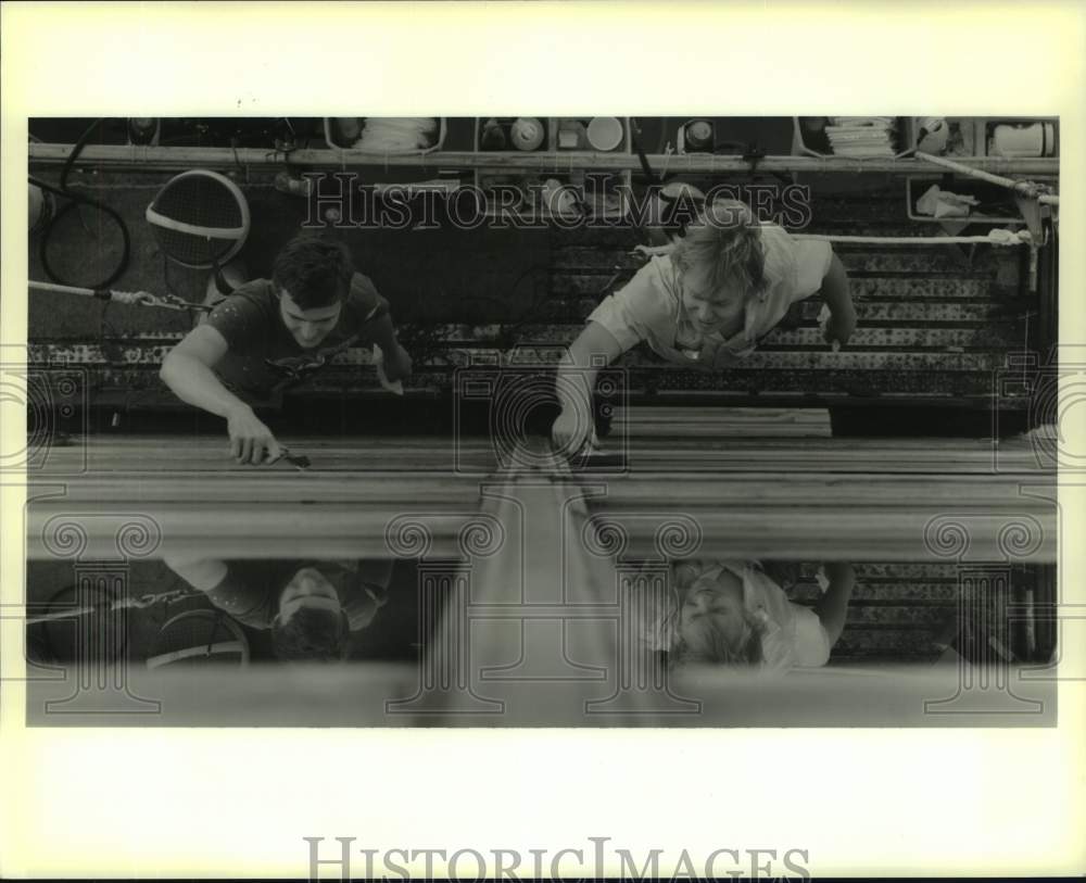 1989 Press Photo Workmen install Reflective Film to Courthouse Windows, Gretna - Historic Images