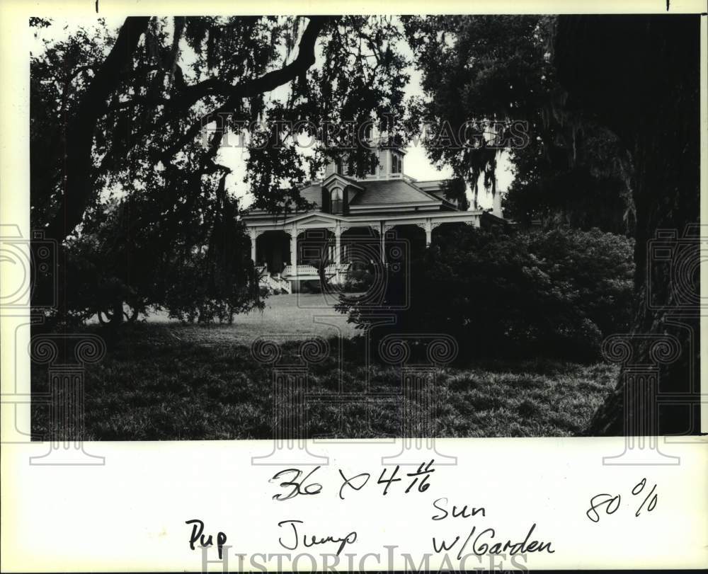 1990 Press Photo The Jefferson House atop Jefferson Island - Historic Images