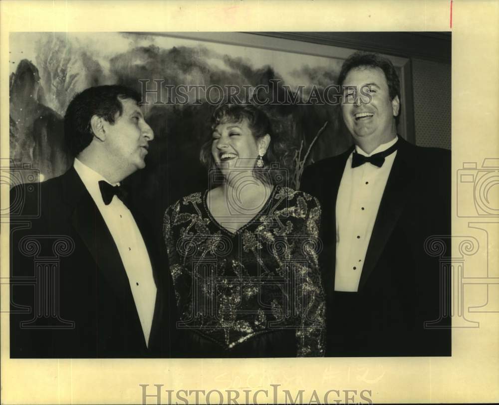 1992 Press Photo Lakeside - Dr. Jack Andonie, Kathy and Dr. Gene Hoffman - Historic Images