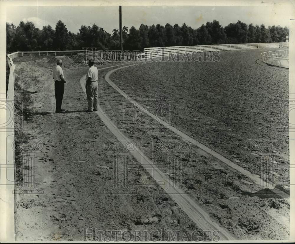 Press Photo Officials inspecting the Jefferson Downs Race Track - nob44626 - Historic Images