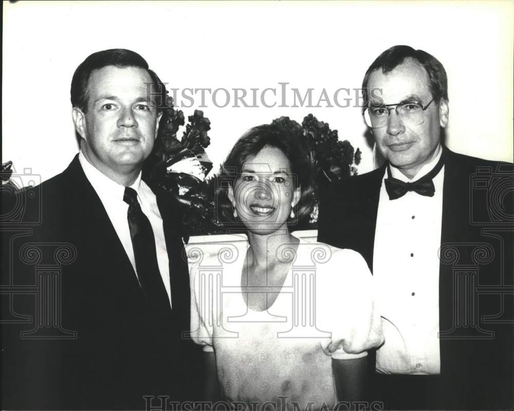 1991 Press Photo Drew Jardine, Terry and Ed Davis in Mystery in the Mansion - Historic Images