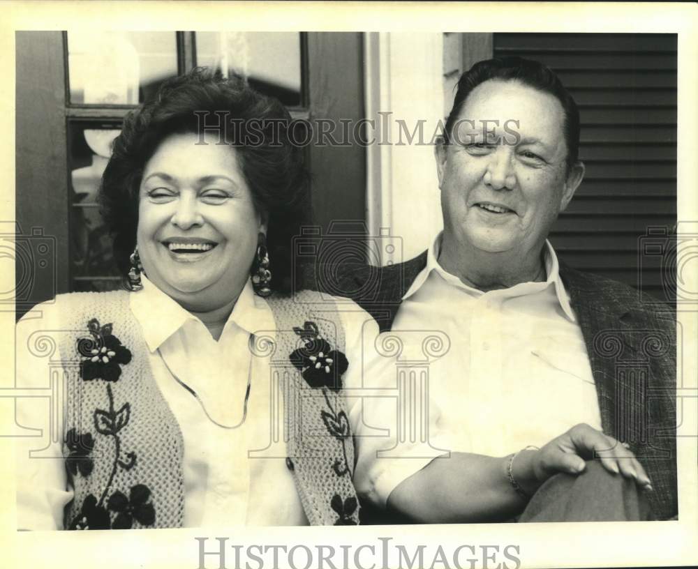 1994 Press Photo Myriam Harmon and husband Dr. William Harmon at home in Gretna - Historic Images