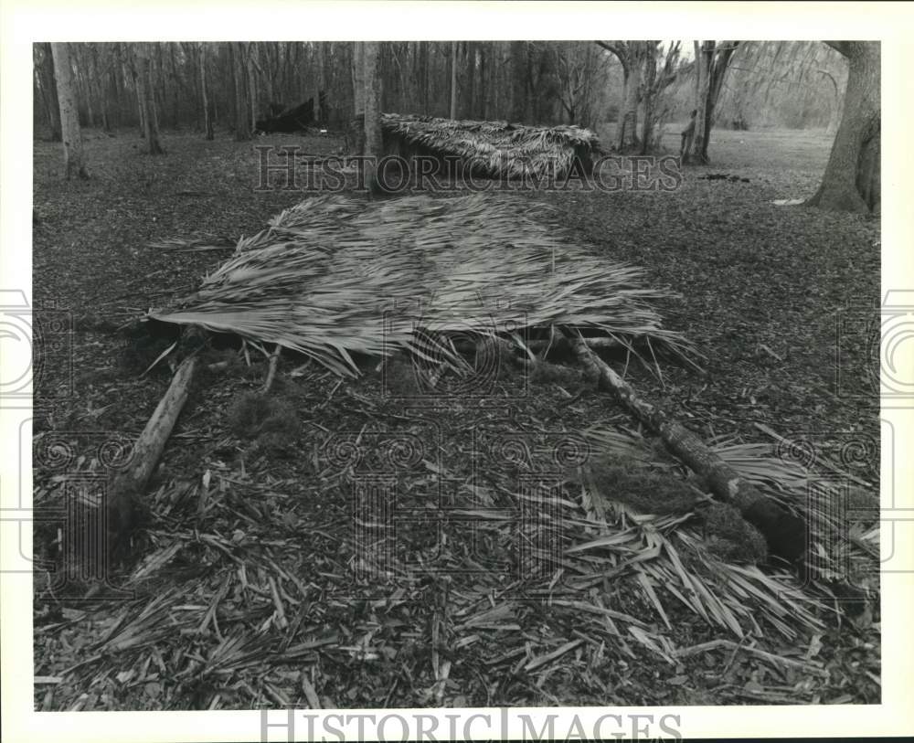 1993 Press Photo &quot;Replica&quot; Islenos huts at Jean Lafitte National Historical Park - Historic Images