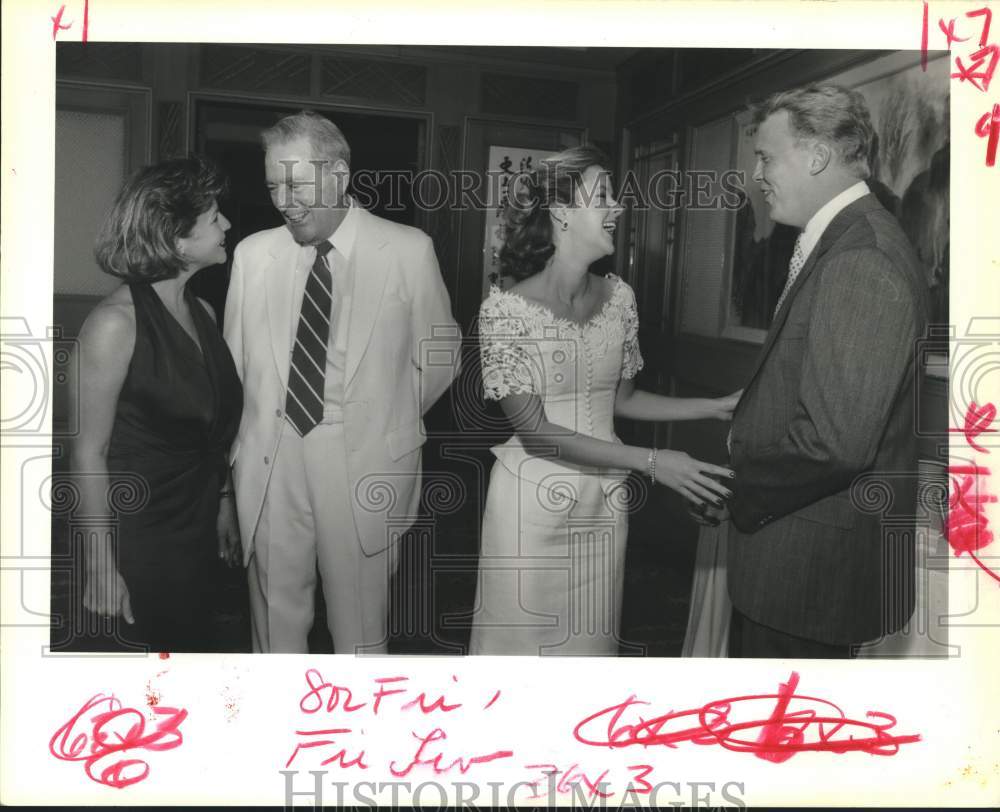 1989 Press Photo Attendees of Debutante Party for Bonny Breckinridge - Historic Images