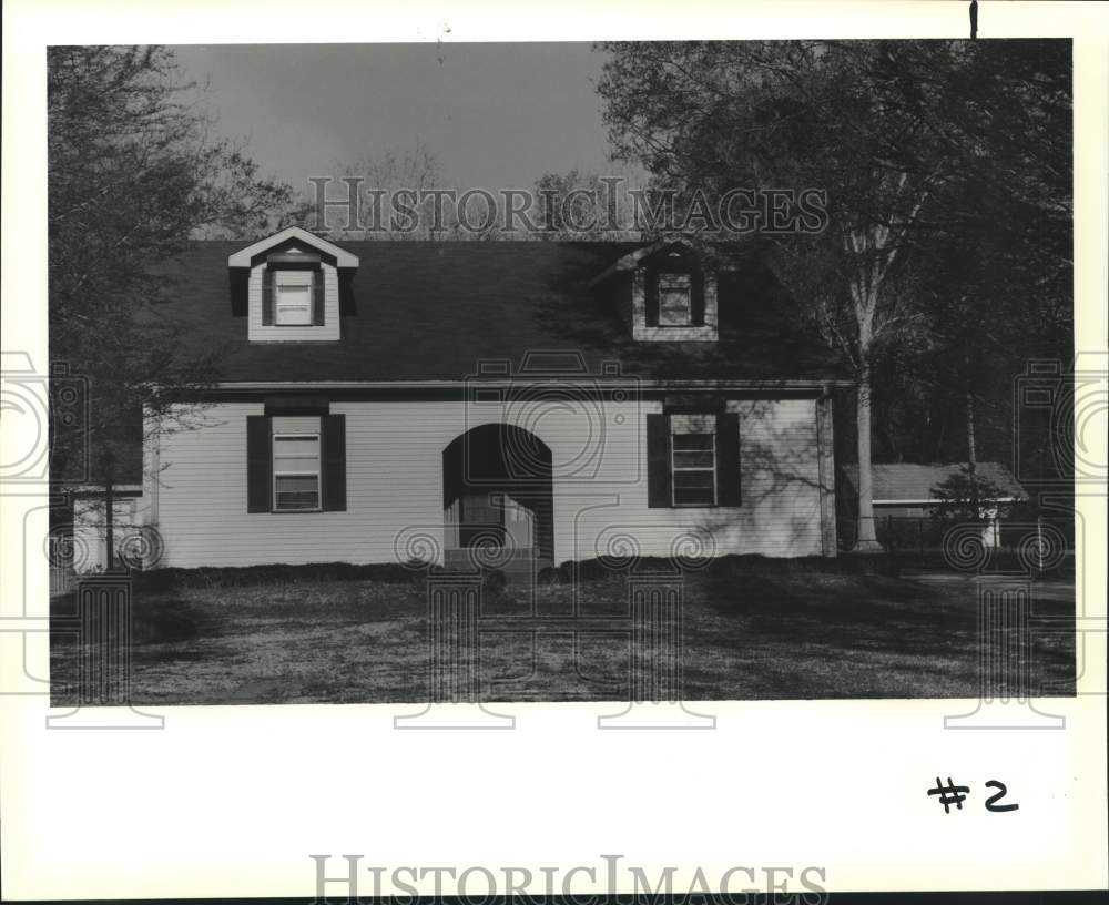 1990 Press Photo Housing - Exterior of house at 316 Oak Avenue in Bridge City - Historic Images