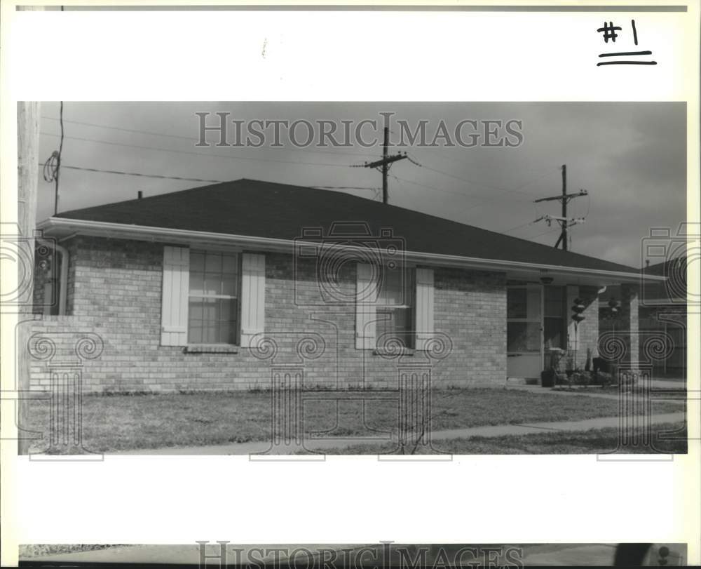 1990 Press Photo Housing - Exterior of the house at 3617 Rosetta, St. Bernard - Historic Images