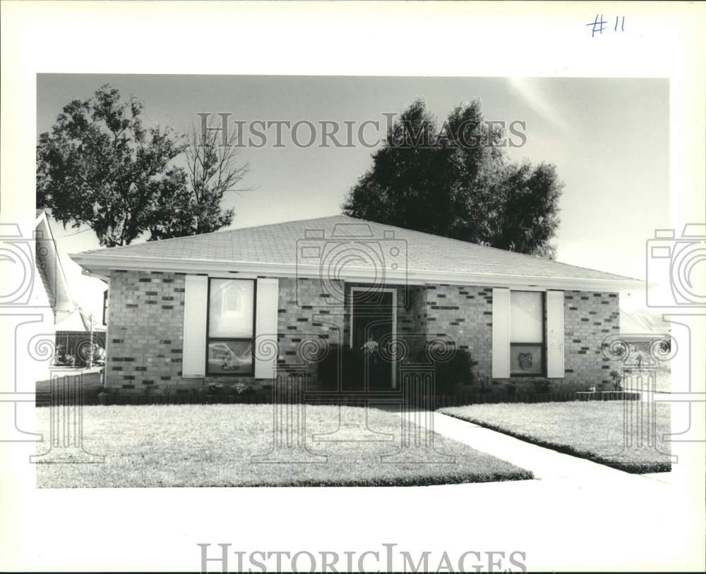 1990 Press Photo Property at 3213 Acorn, Violet - Historic Images