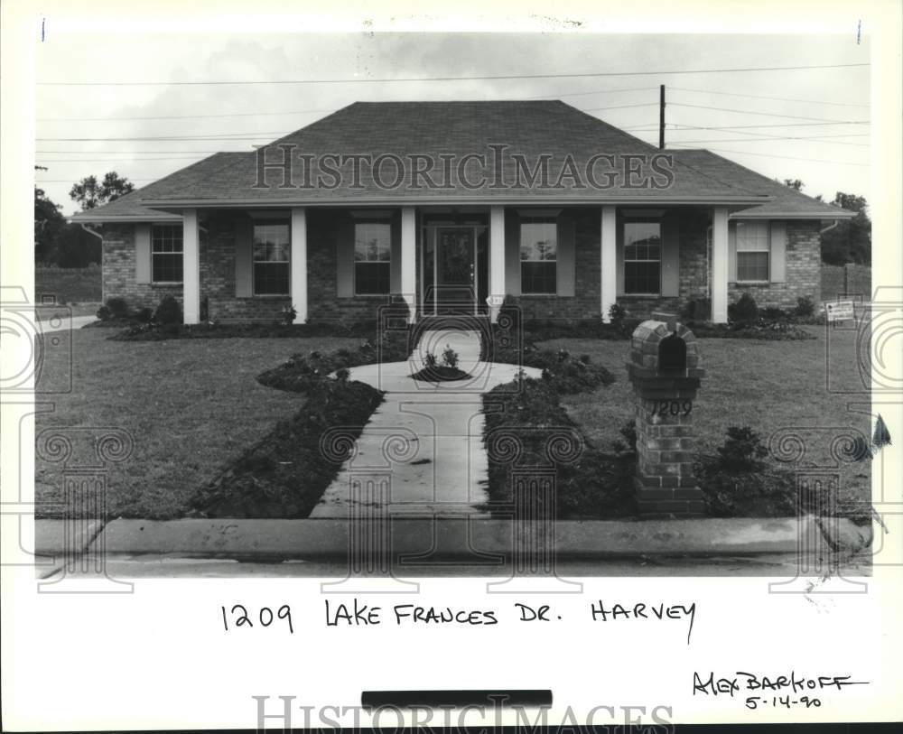 1990 Press Photo House at 1209 Lake Frances Drive, Harvey - Historic Images