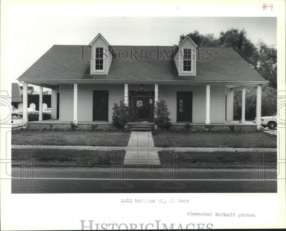 1990 Press Photo Real Estate House at 5 Rue Grenoble, Kenner - Historic Images