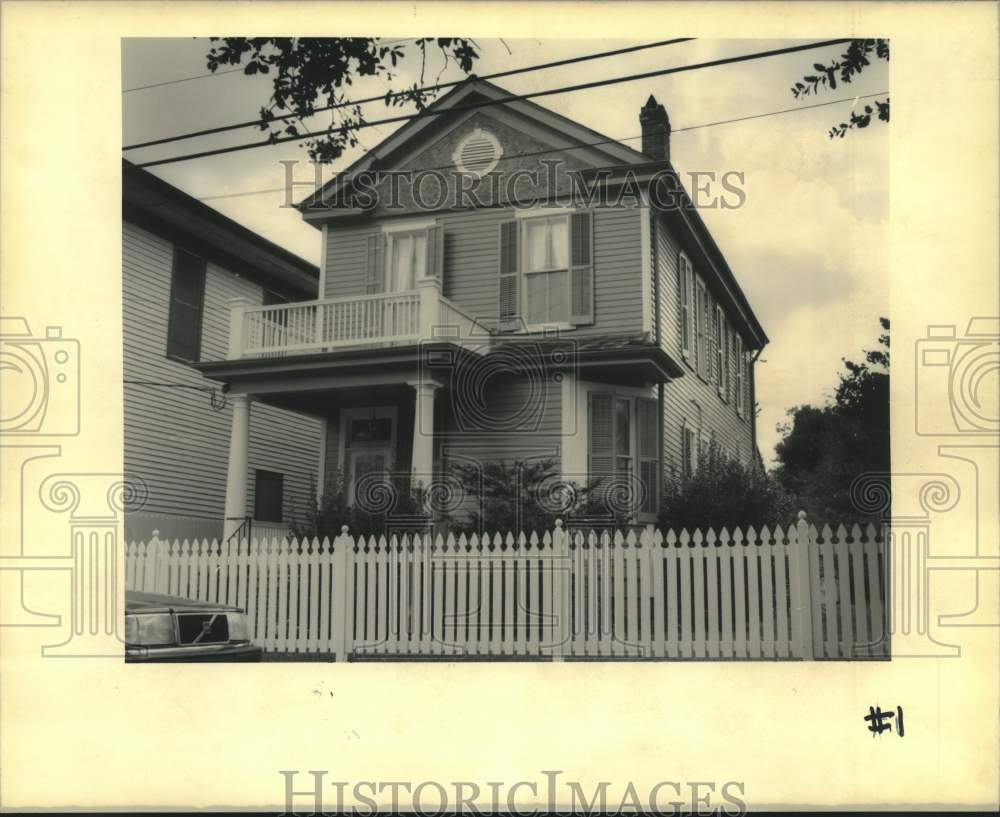 1990 Press Photo House at 1205 Arabella - nob45718-Historic Images