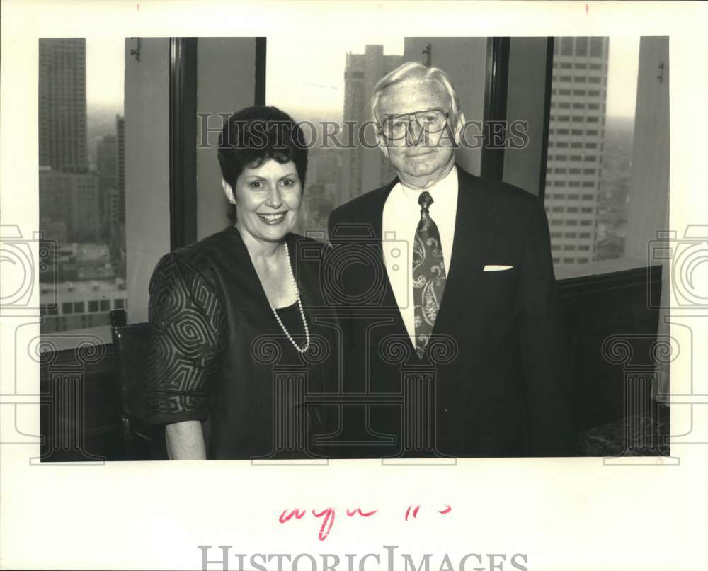 1992 Press Photo UNO Alumni Party attendees Gaylyn Danner, Homer Hitt - Historic Images