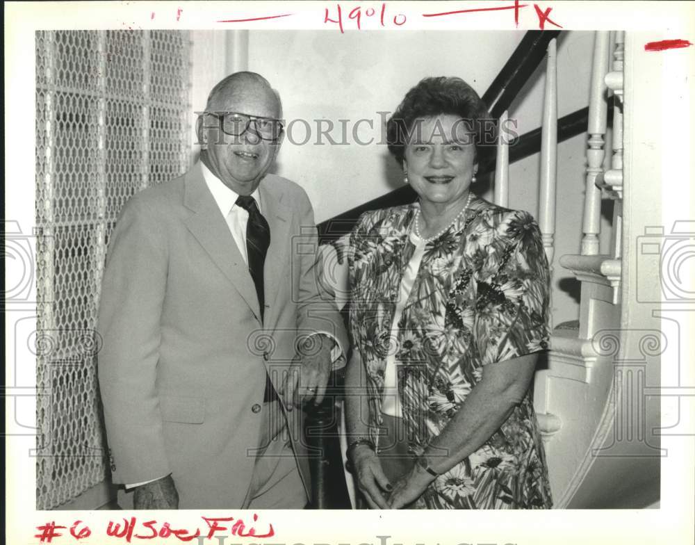 1992 Press Photo Charles M. and Frances Horton at Le Petit Salon Annual Party - Historic Images