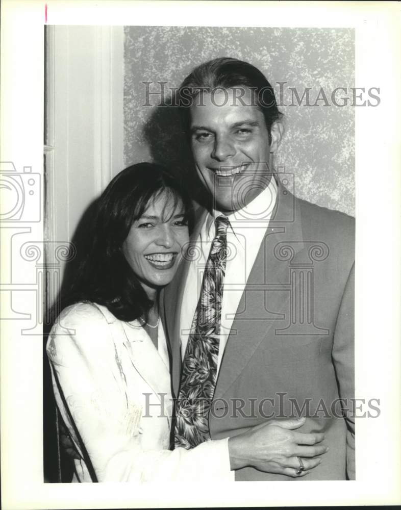 1994 Press Photo Stacy &amp; Monroe Kelly at Order of Cincinnati Party - Historic Images