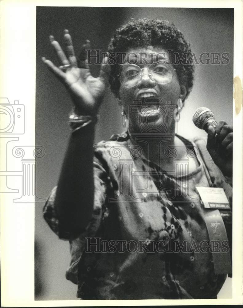 1989 Press Photo Jewell Kelly during Gospel Music workshop of America convention - Historic Images