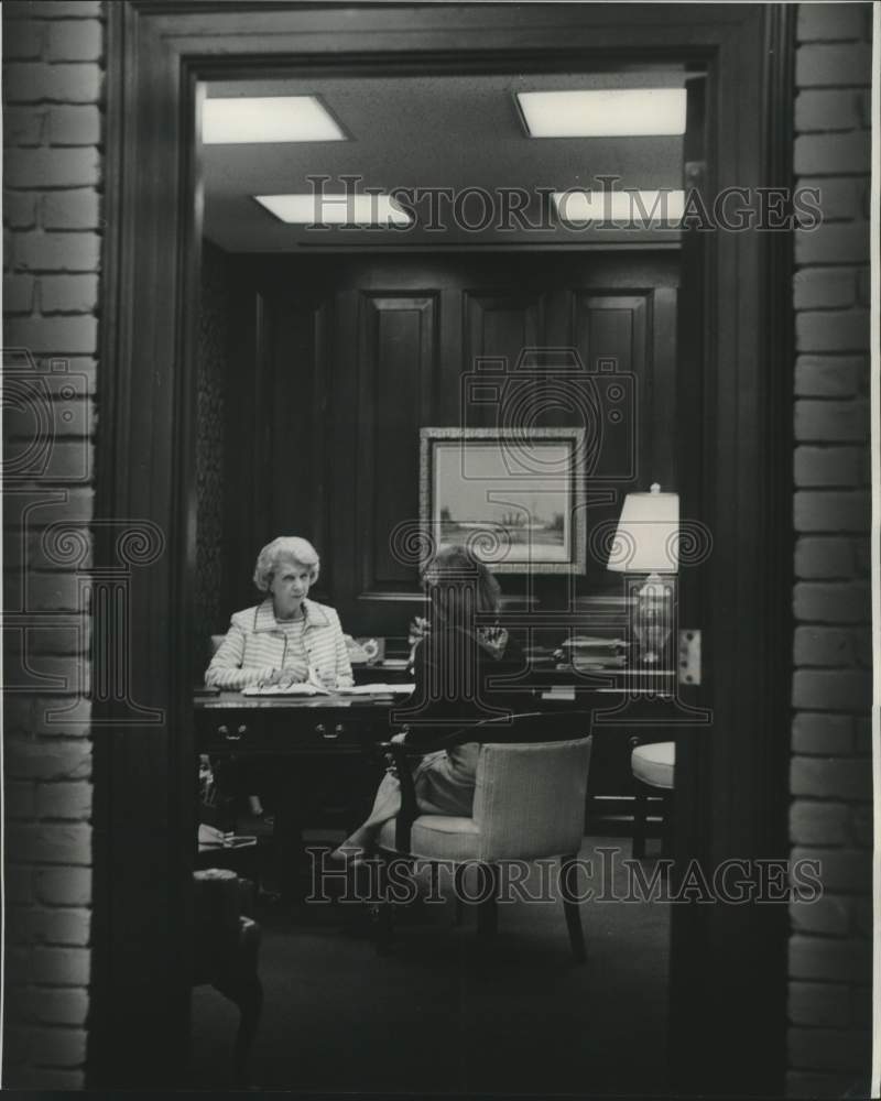 Press Photo Harriet Kensla, of St. Charles Avenue Branch of Hibernia Bank - Historic Images