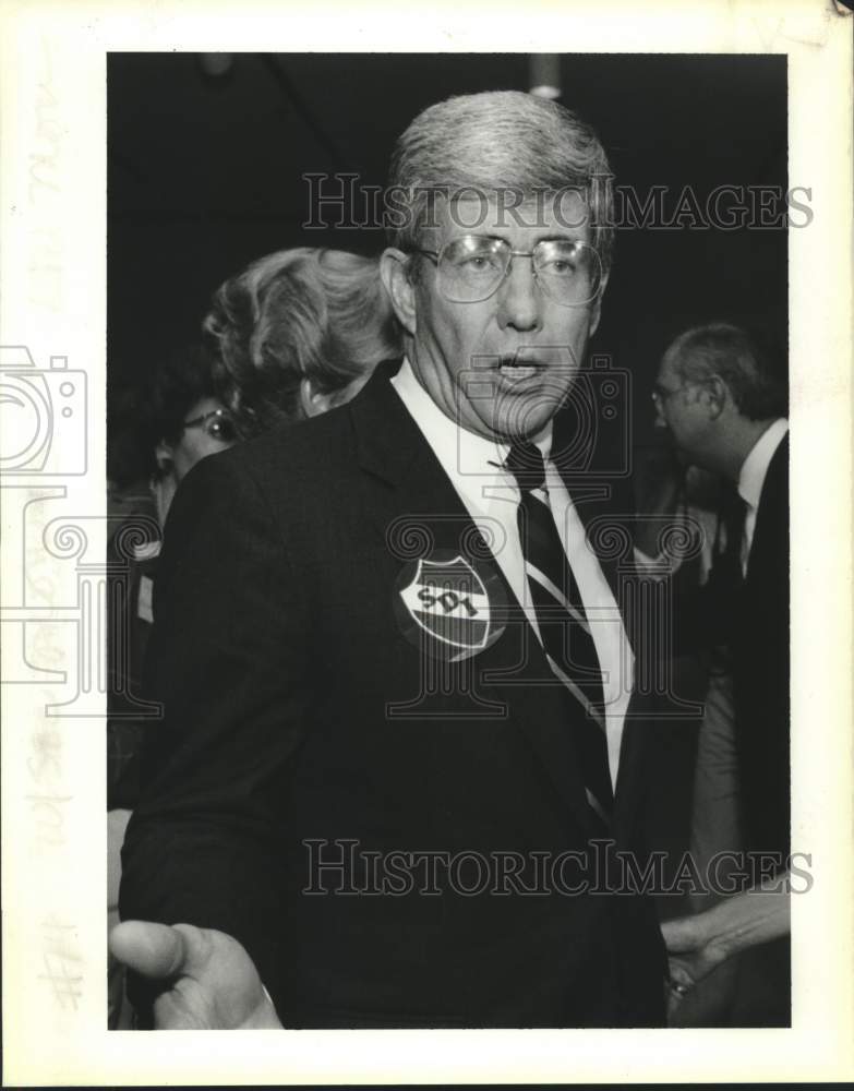 1988 Press Photo Jack Kemp - NOMA Eagle Forum - Historic Images