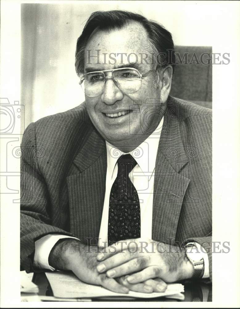 1987 Press Photo Eamon Kelly Tulane University President-Wants Basketball Return - Historic Images