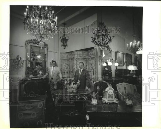 1993 Press Photo Keil and Peter Moss, at Keil's Antiques on Royal Street - Historic Images