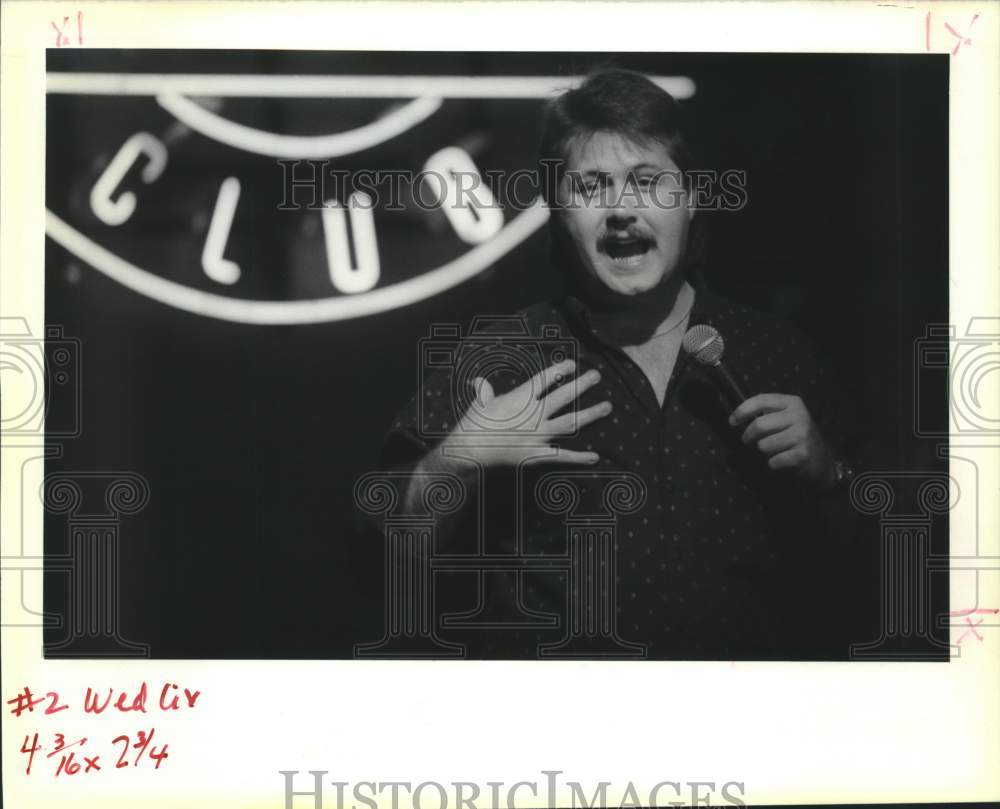 1990 Press Photo C.C. Kell performs at the Slapstix Comedy Club - Historic Images