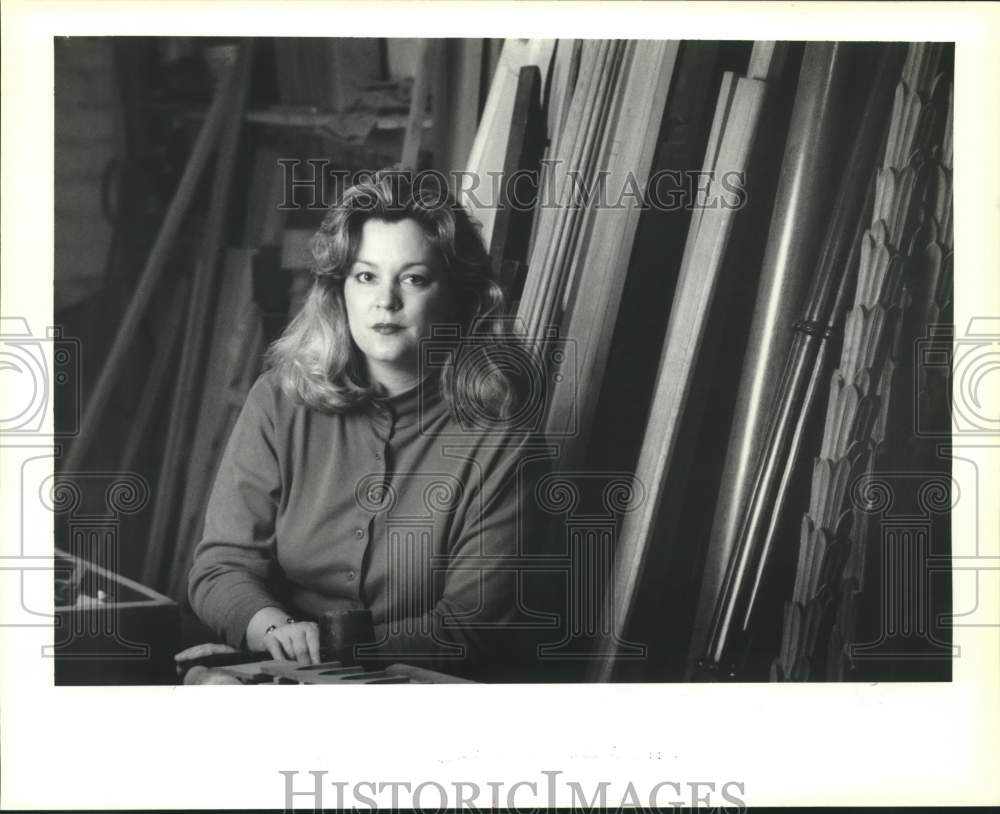 1991 Press Photo Designer Jean Kelly, owner of Kelly-Livaudais Furniture - Historic Images