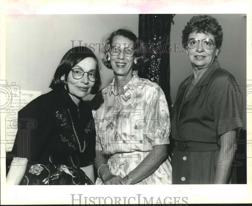 1993 Press Photo Felicia Kahn, Carolyn Malek, Mary Soper attending the LWV Event - Historic Images