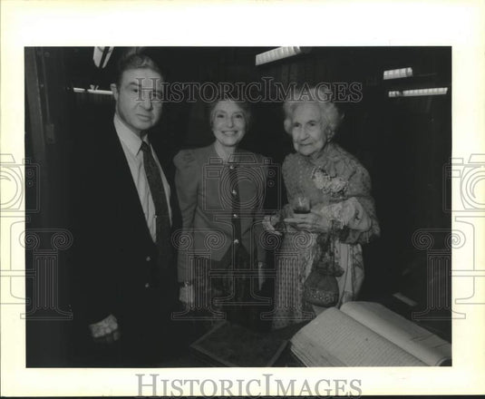 1989 Press Photo Fred Kahn, Catherine Kahn, Ruth Dreyfus at Notarial Archives - Historic Images