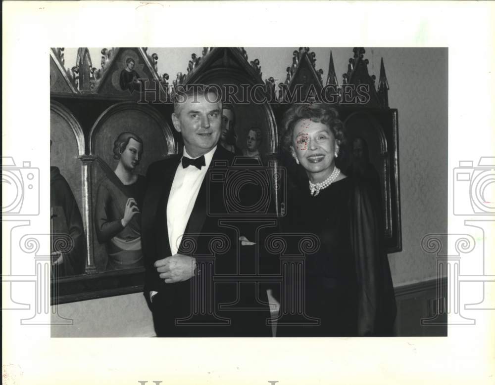 1989 Press Photo Tommy Keller &amp; Abby Catledge attending a benefit gala dinner - Historic Images