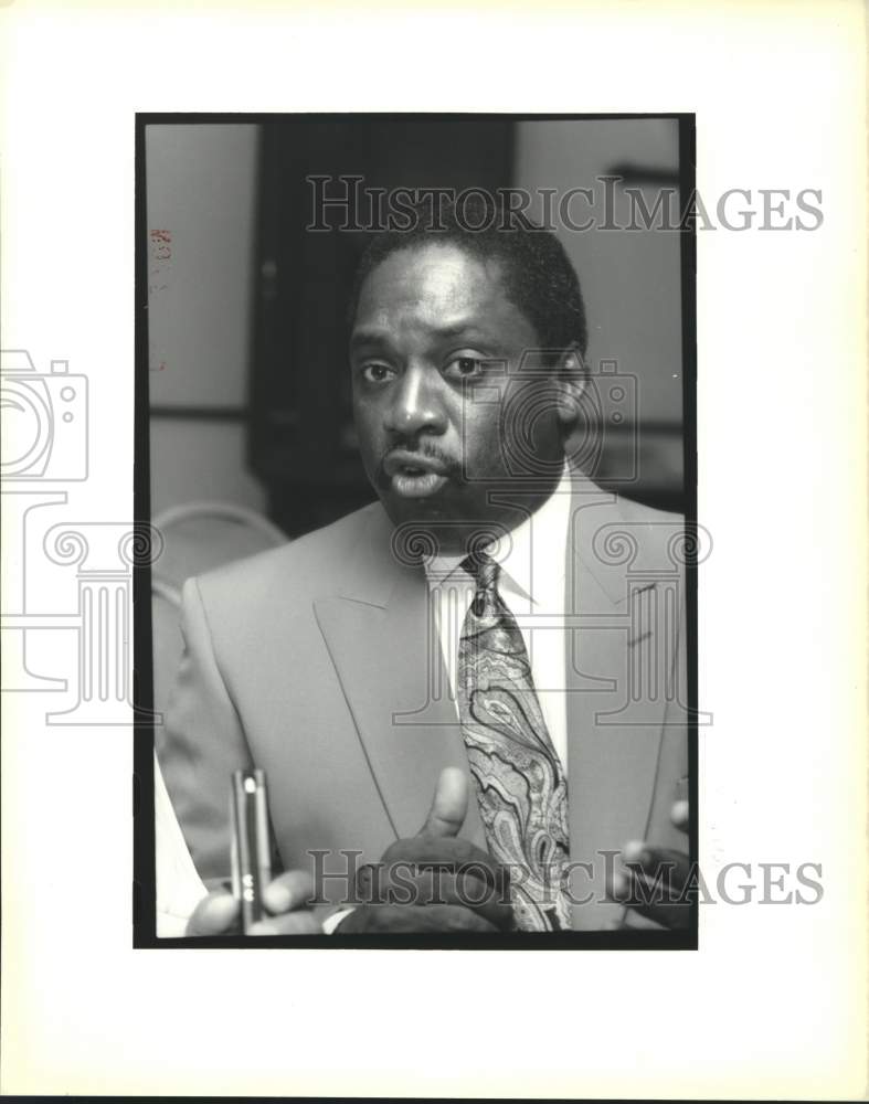 1989 Press Photo Southern University head coach Gerald Kimble at Fairmont Hotel - Historic Images