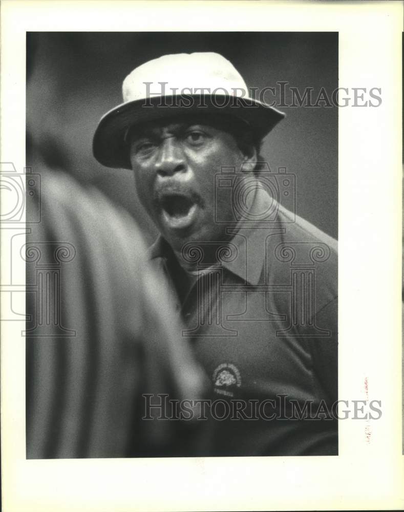 1989 Press Photo Football - Southern Coach Gerald Kimble at the Bayou ...