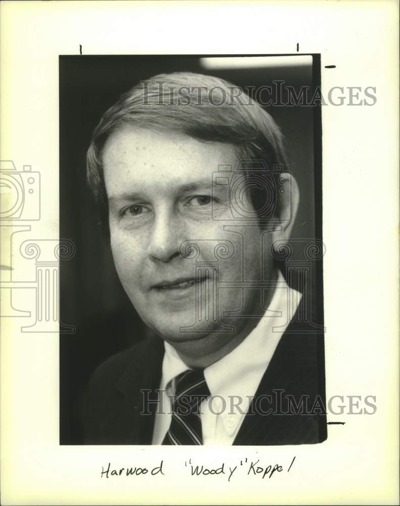 1989 Press Photo Harwood &quot;Woody&quot; Koppel, New Orleans Parish School Board - Historic Images